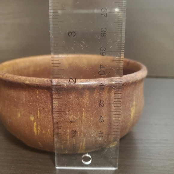 Vintage POTTERY Bowl Stoneware Round Brown Serving Bowl Signed. - Picture 9 of 11